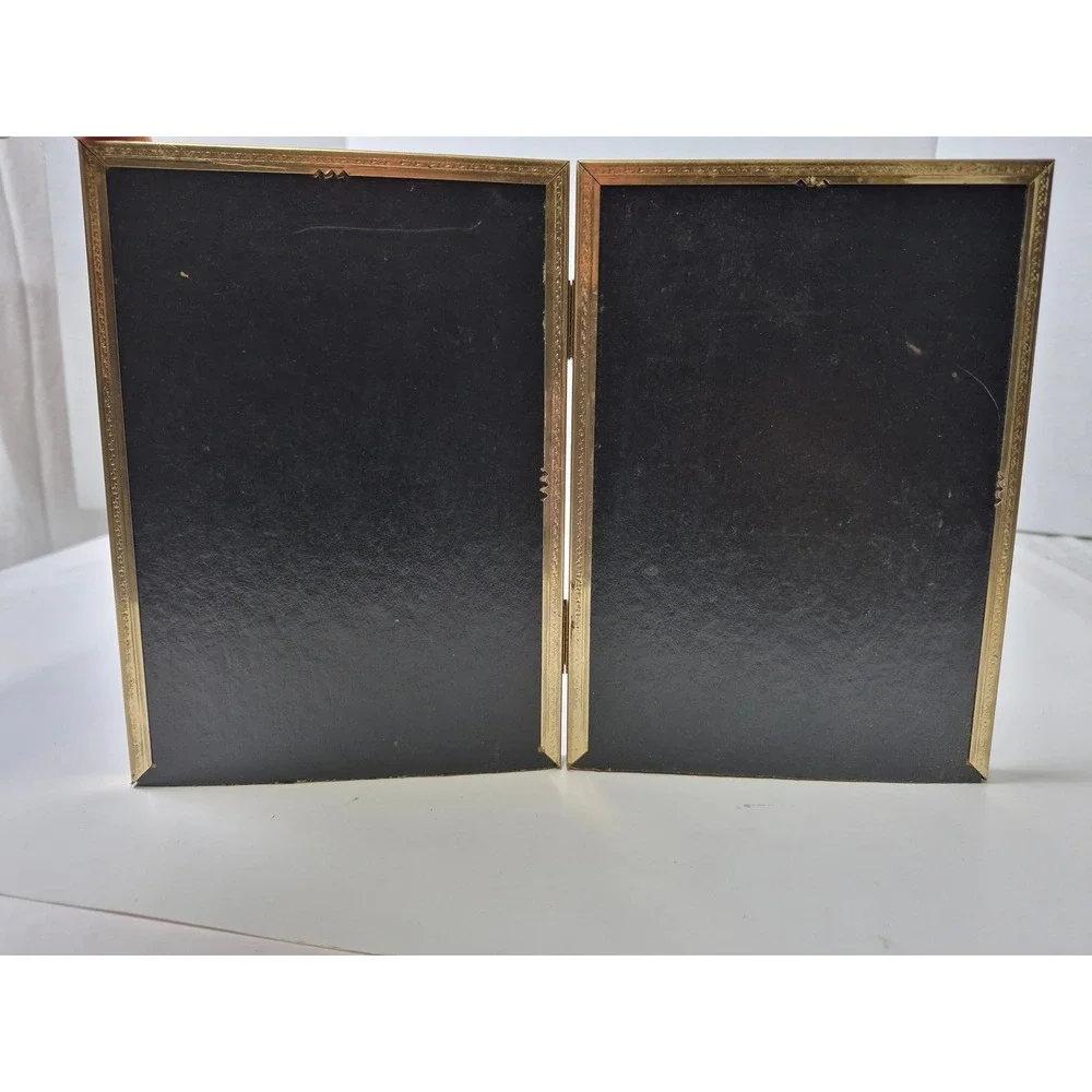 Vintage Gold Metal Double Picture Frame Folding Hinged 4x6 Tabletop etched Edge